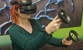 Art Therapy Using Virtual Reality